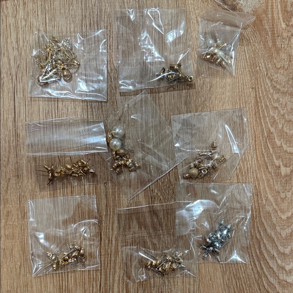 Assorted Earring Collection - Picture 13 of 14
